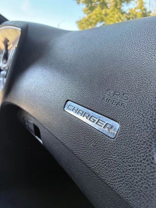 2012 Dodge Charger 7th Gen - Image 10 of 11