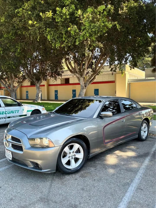 2012 Dodge Charger 7th Gen - Image 4 of 11