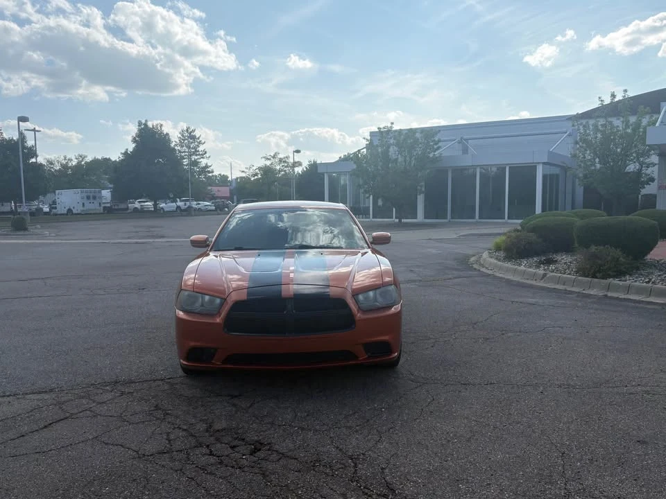 2012 Dodge Charger 7th Gen - Image 6 of 12