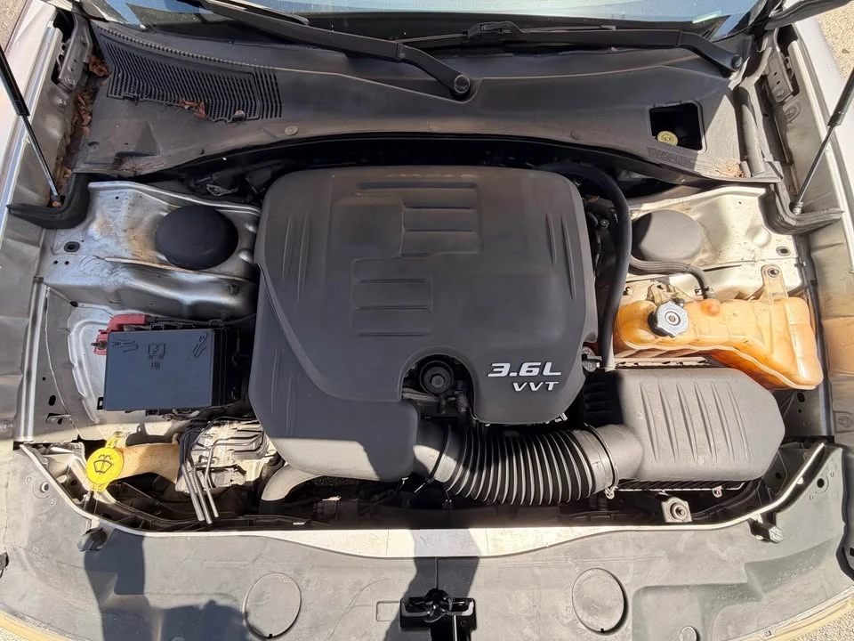 2012 Dodge Charger 7th Gen - Image 3 of 15
