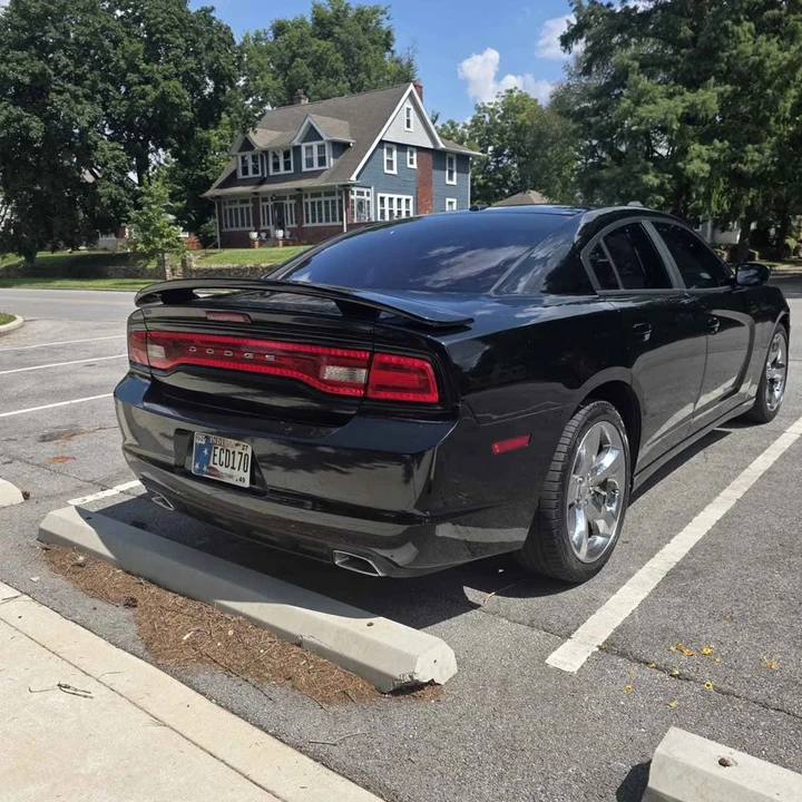 2012 Dodge Charger 7th Gen - Image 6 of 17