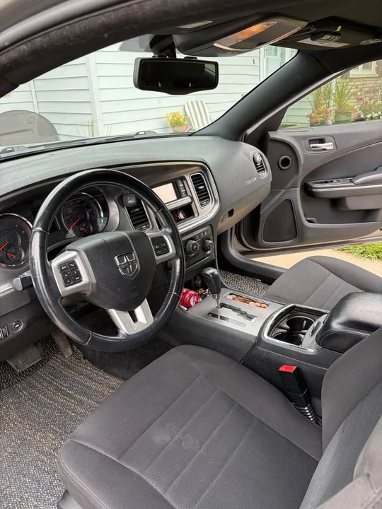 2012 Dodge Charger 7th Gen - Image 8 of 10