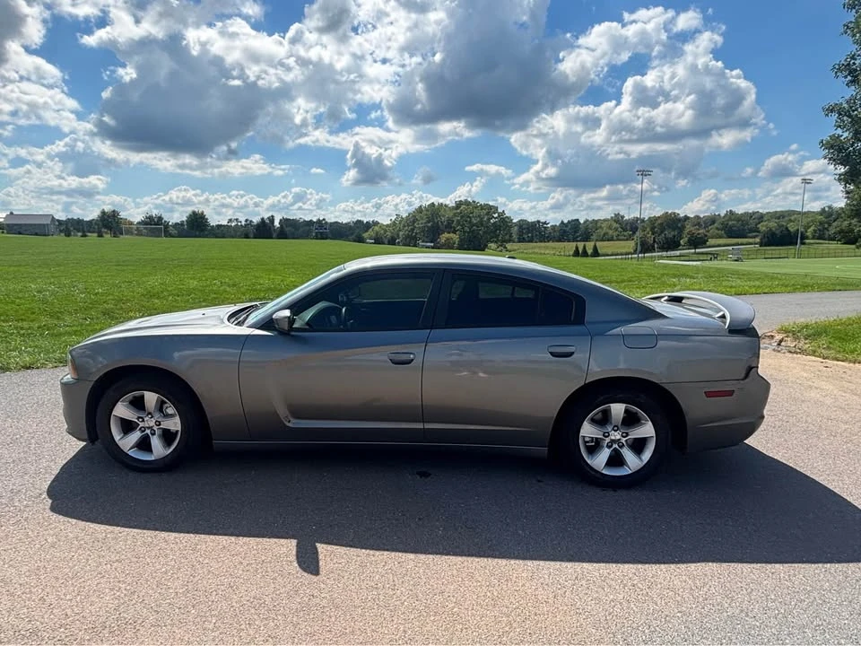 2012 Dodge Charger 7th Gen - Image 5 of 6