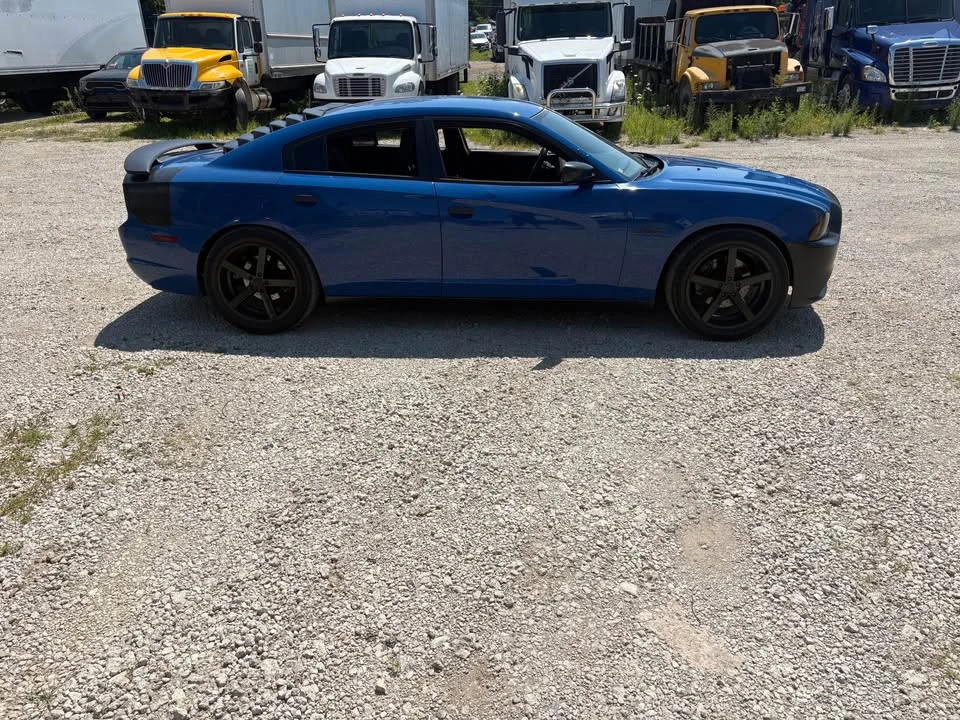 2012 Dodge Charger 7th Gen - Image 2 of 13