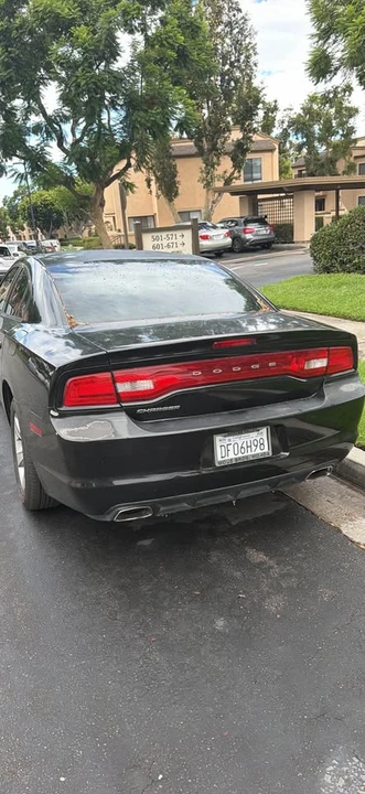 2012 Dodge Charger 7th Gen - Image 4 of 4