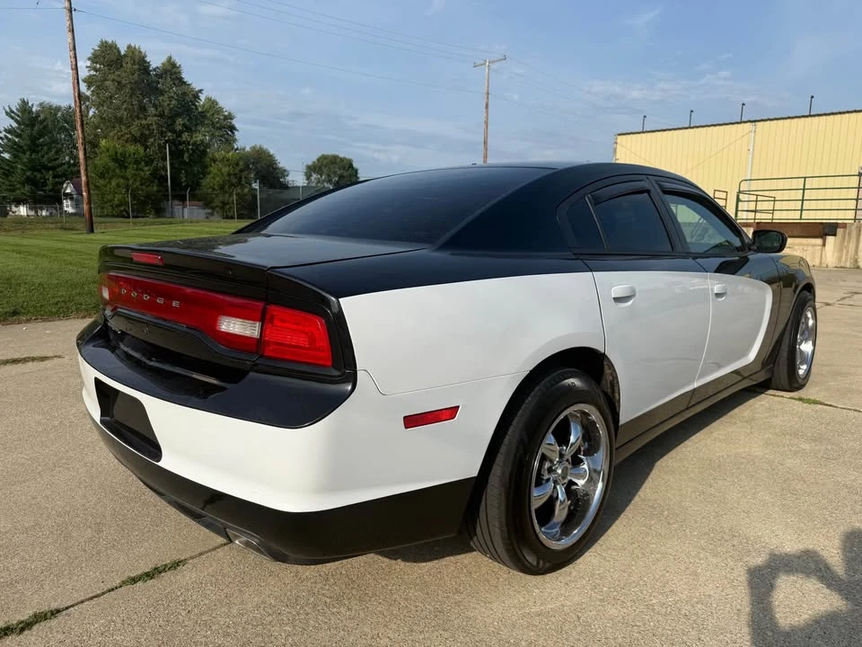 2012 Dodge Charger 7th Gen - Image 5 of 13