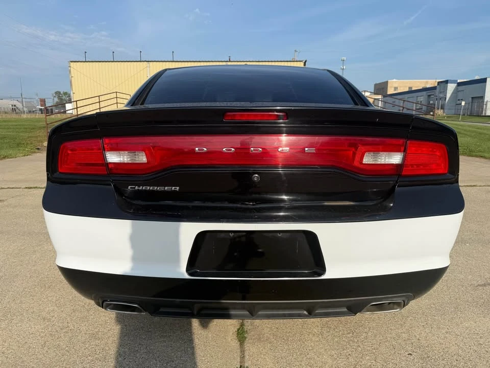2012 Dodge Charger 7th Gen - Image 4 of 13