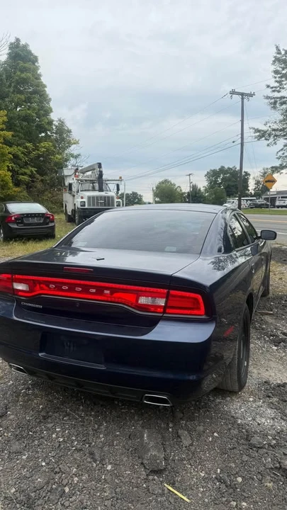 2012 Dodge Charger 7th Gen - Image 3 of 5