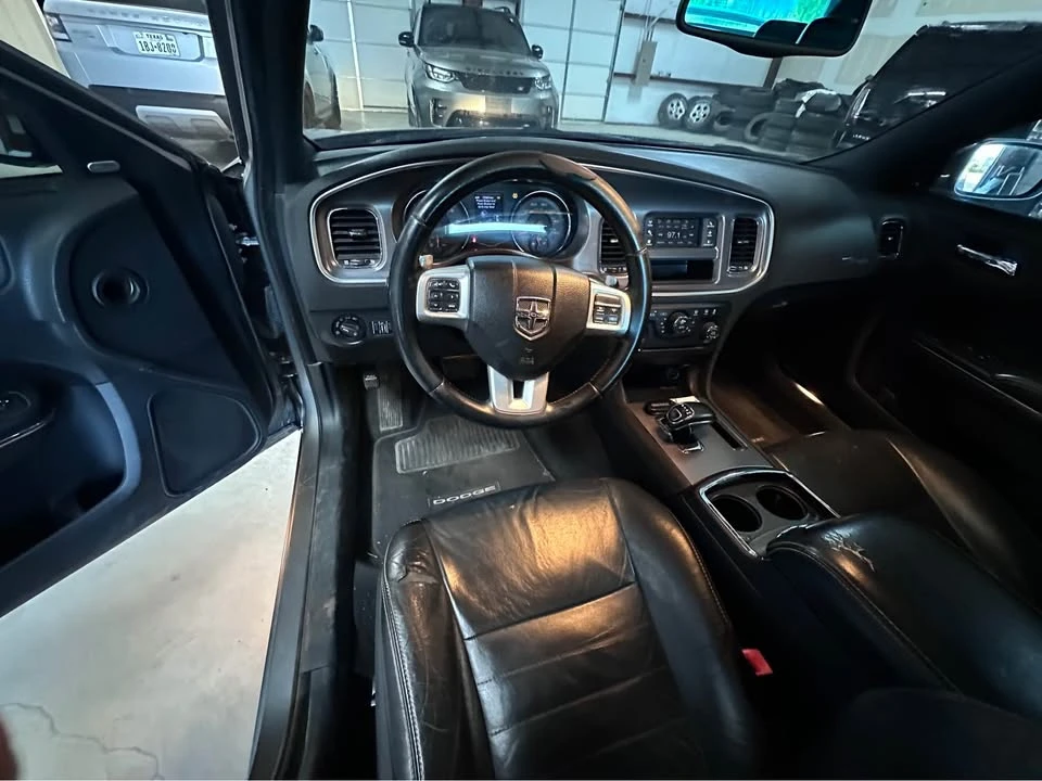 2012 Dodge Charger 7th Gen - Image 13 of 18