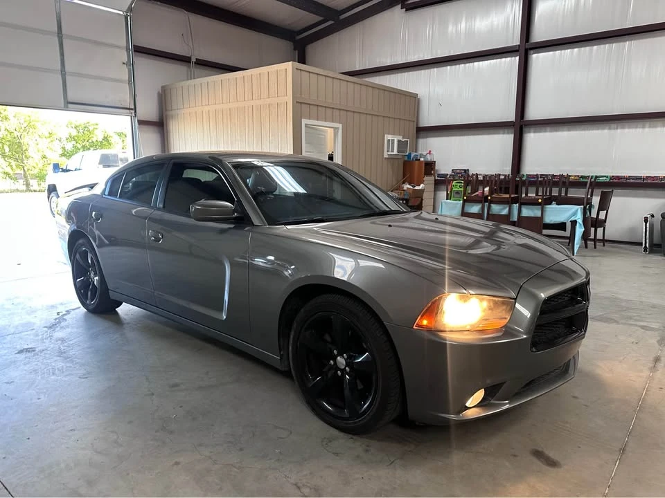 2012 Dodge Charger 7th Gen - Image 2 of 18