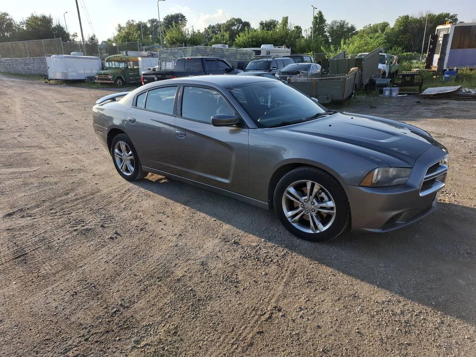 2012 Dodge Charger 7th Gen - Image 2 of 15