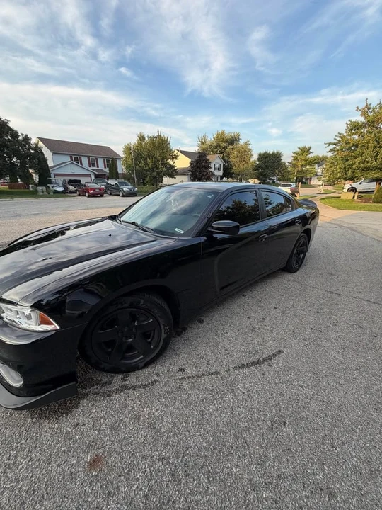 2012 Dodge Charger 7th Gen - Image 2 of 10