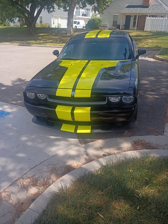 2012 Dodge Challenger 3rd Gen - Image 3 of 10