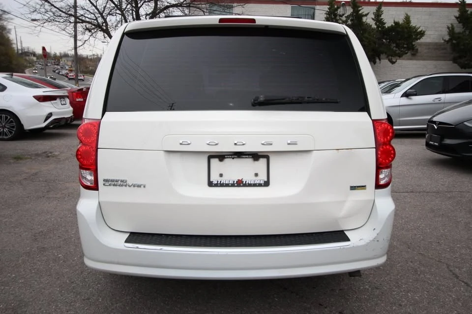 2012 Dodge Caravan - Image 6 of 20