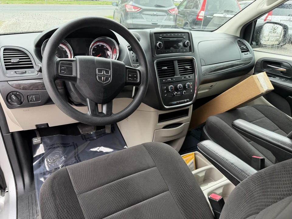 2012 Dodge Caravan - Image 3 of 21