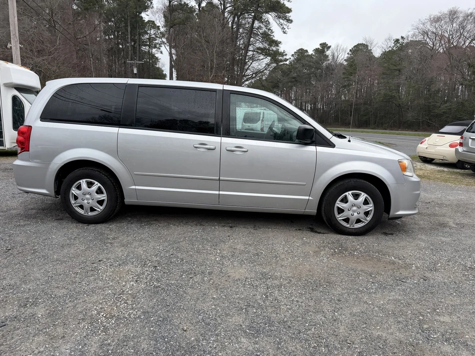 2012 Dodge Caravan - Image 19 of 21