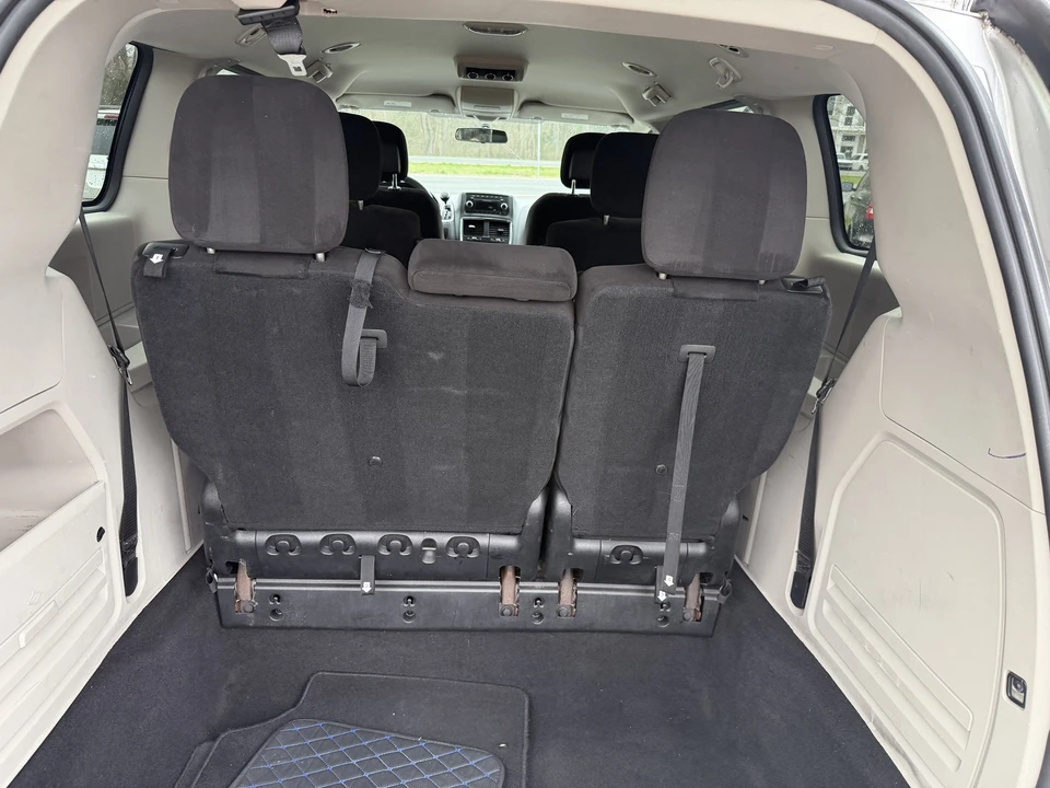 2012 Dodge Caravan - Image 8 of 21