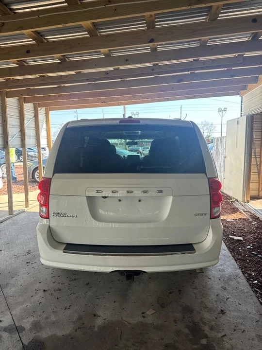 2012 Dodge Caravan - Image 4 of 8