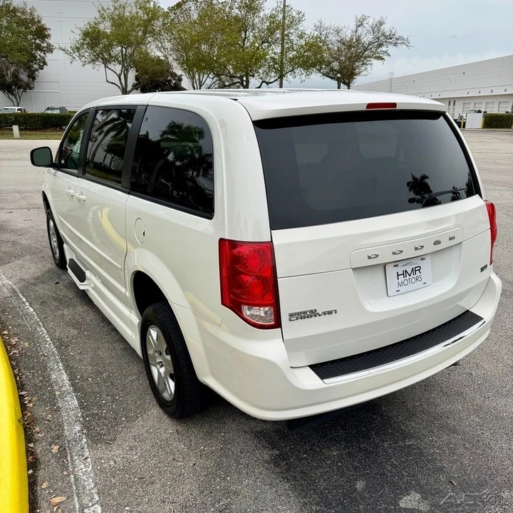 2012 Dodge Caravan - Image 14 of 21