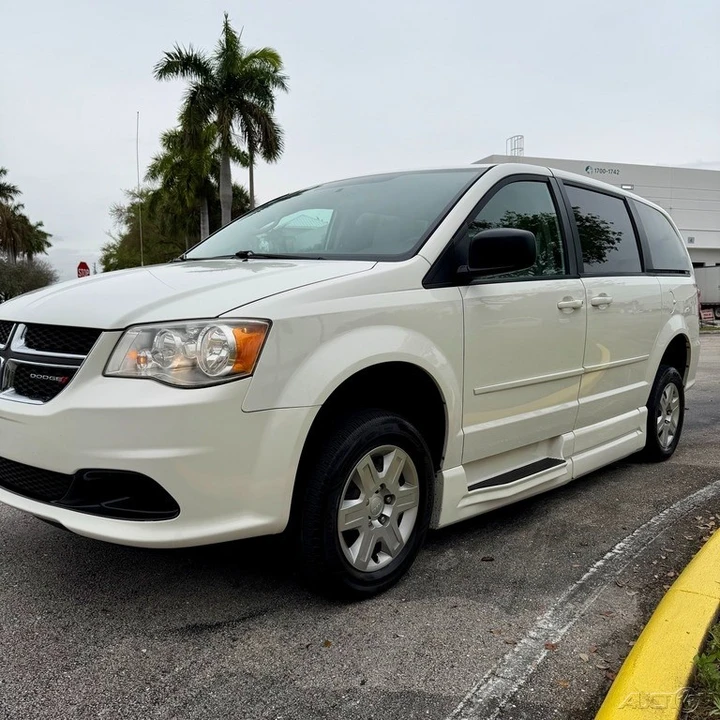 2012 Dodge Caravan - Image 18 of 21