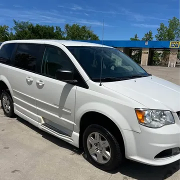 2012 Dodge Grand Caravan Minivan 4D