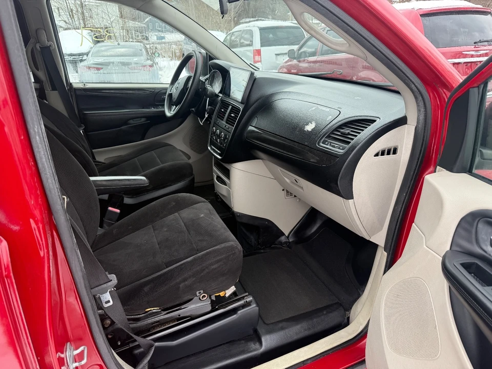 2012 Dodge Caravan - Image 14 of 20