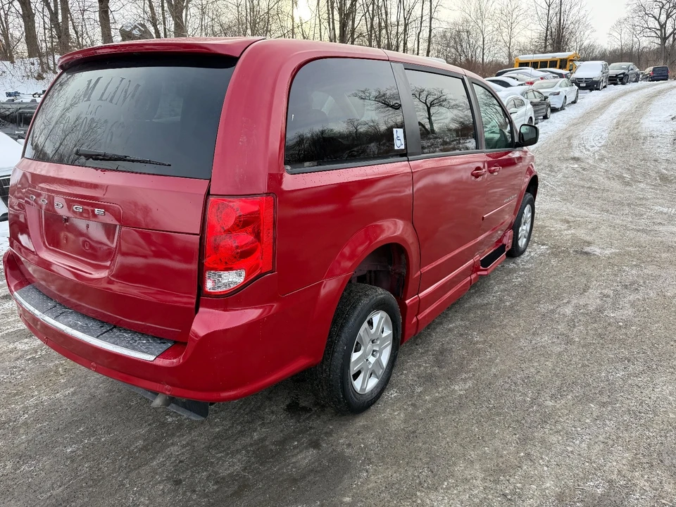 2012 Dodge Caravan - Image 5 of 20