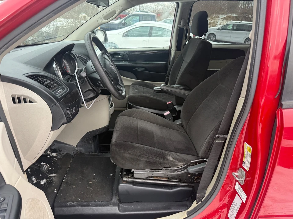 2012 Dodge Caravan - Image 8 of 20