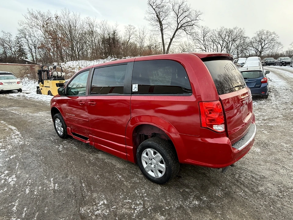 2012 Dodge Caravan - Image 4 of 20