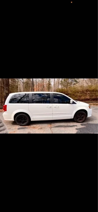 2012 Dodge Caravan - Image 3 of 10
