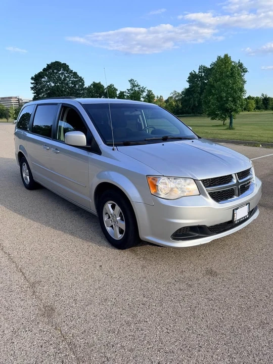 2012 Dodge Caravan - Image 3 of 16