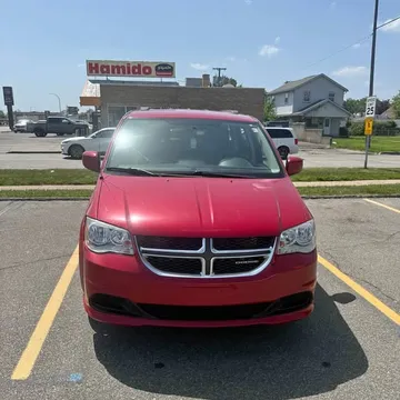 2012 Dodge Grand Caravan SXT Minivan 4D