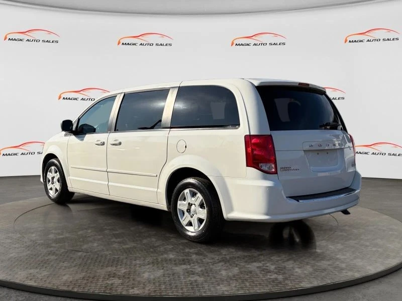 2012 Dodge Caravan - Image 6 of 12