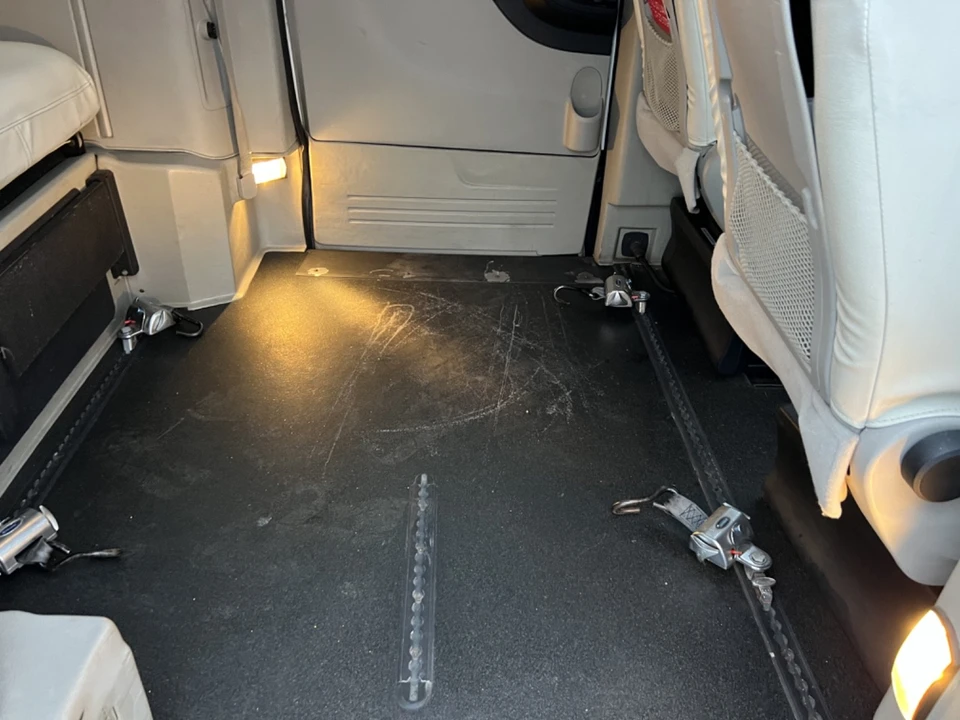 2012 Dodge Caravan - Image 20 of 21