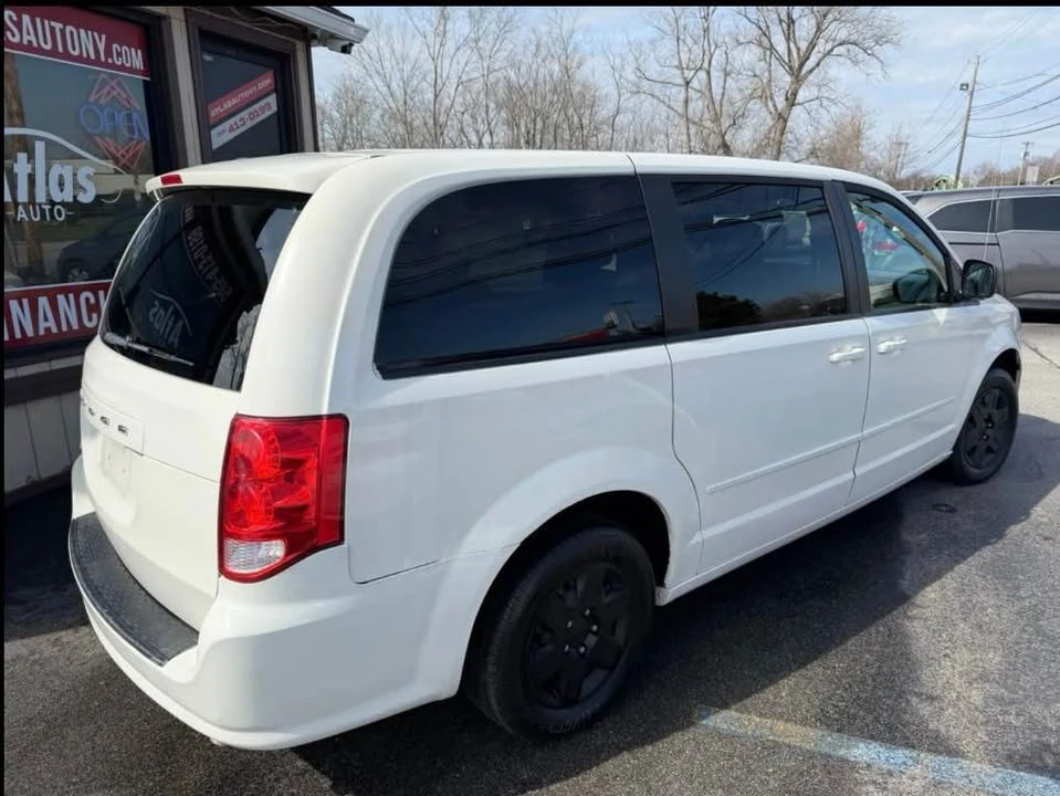 2012 Dodge Caravan - Image 5 of 18