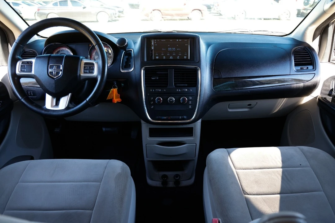 2012 Dodge Caravan - Image 2 of 12
