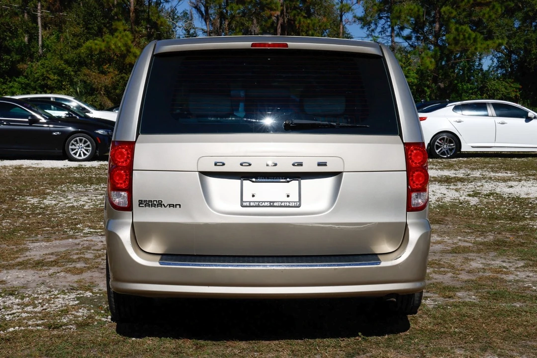 2012 Dodge Caravan - Image 7 of 12