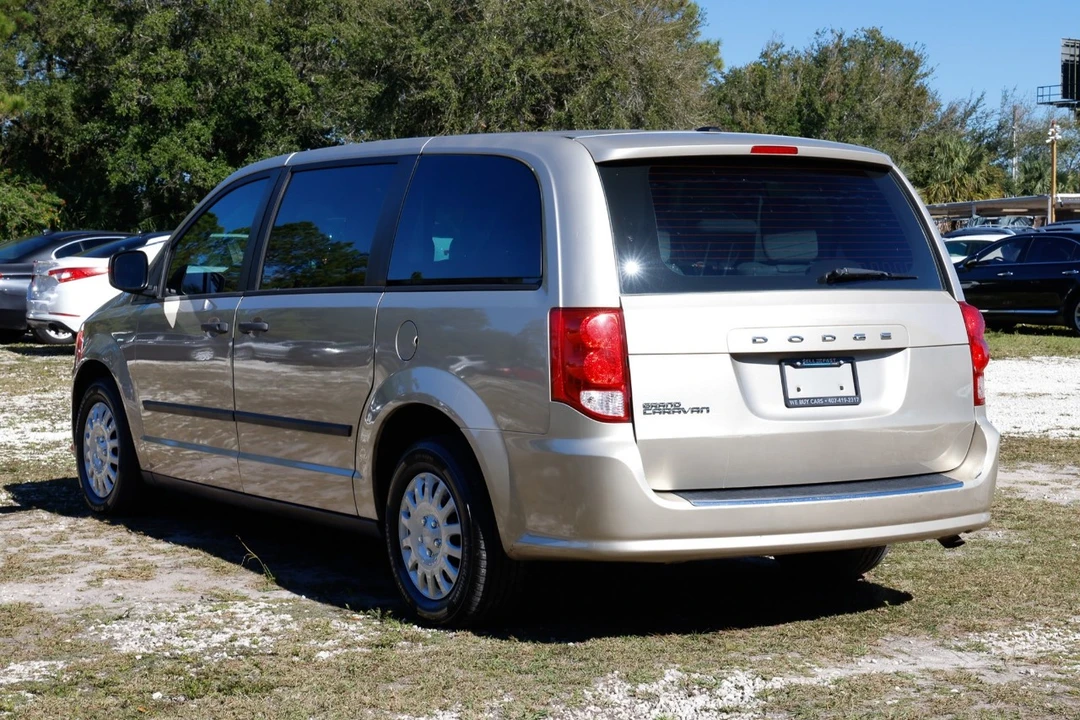 2012 Dodge Caravan - Image 5 of 12