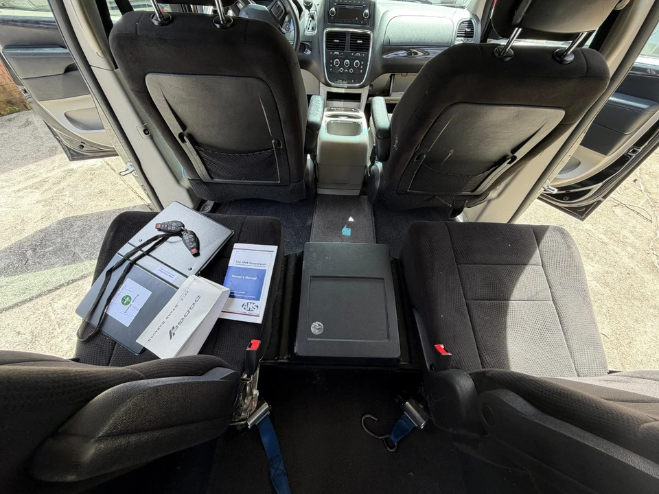 2012 Dodge Caravan - Image 17 of 21