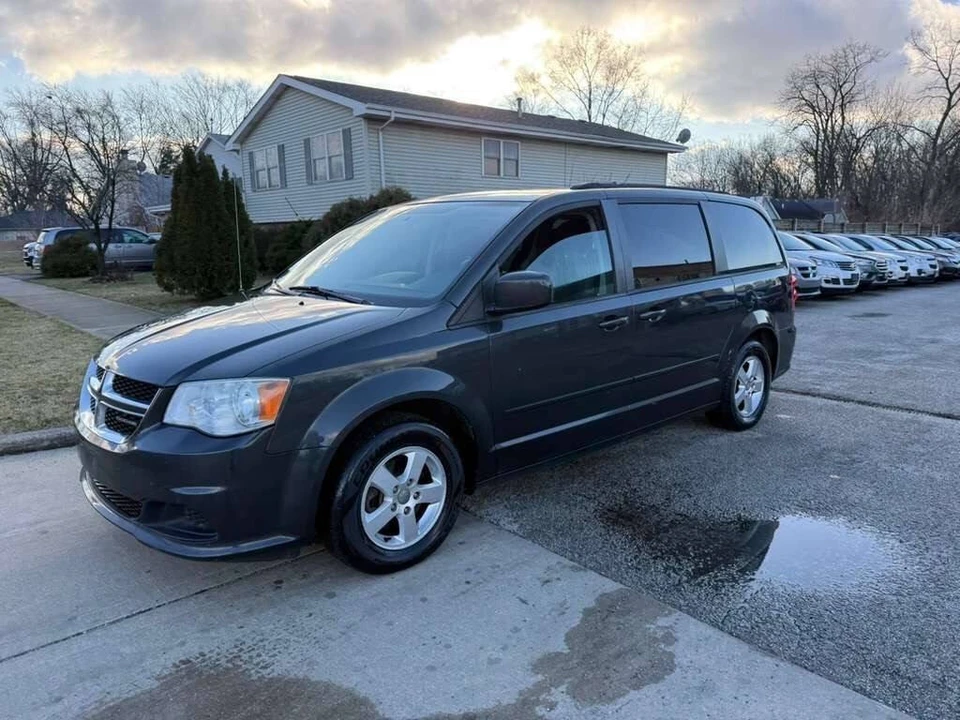 2012 Dodge Caravan - Image 3 of 21