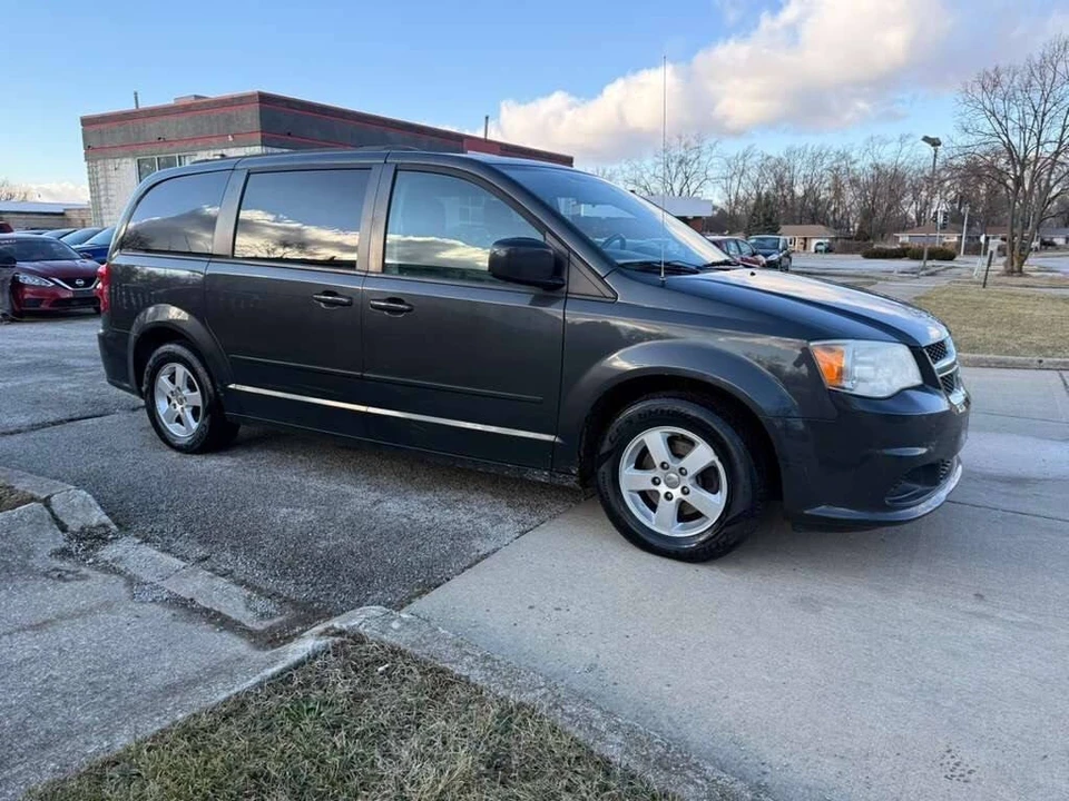 2012 Dodge Caravan - Image 17 of 21