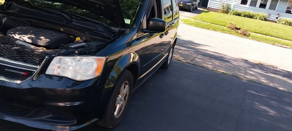 2012 Dodge Caravan - Image 13 of 13