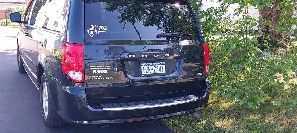 2012 Dodge Caravan - Image 2 of 13