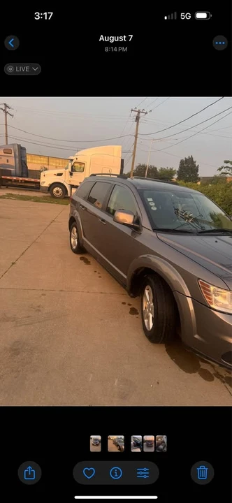 2012 Dodge Journey - Image 4 of 5