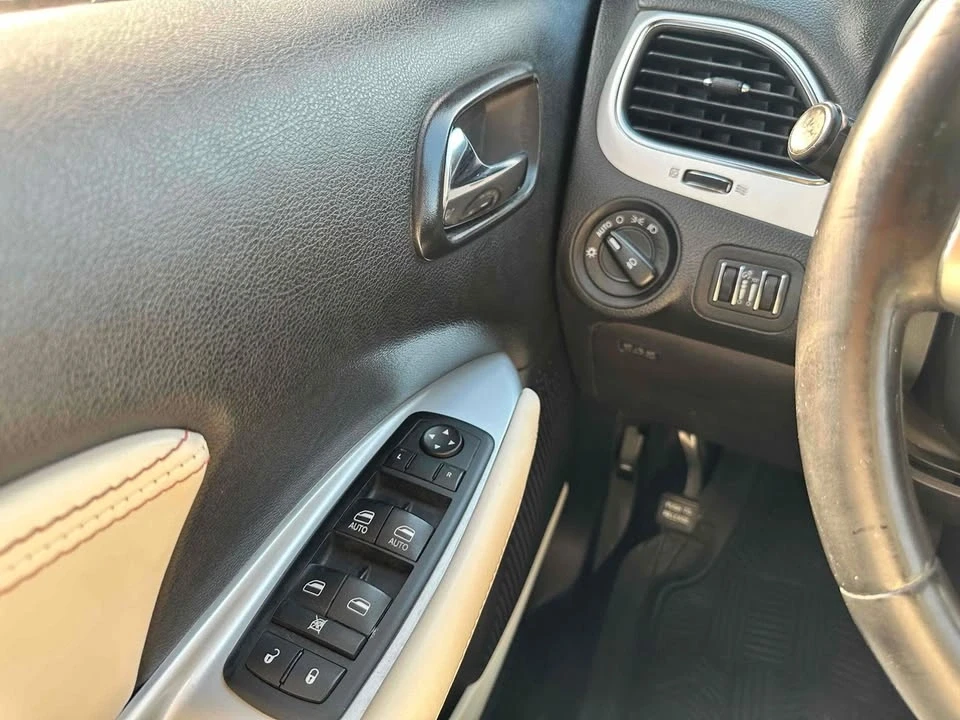 2012 Dodge Journey - Image 11 of 14