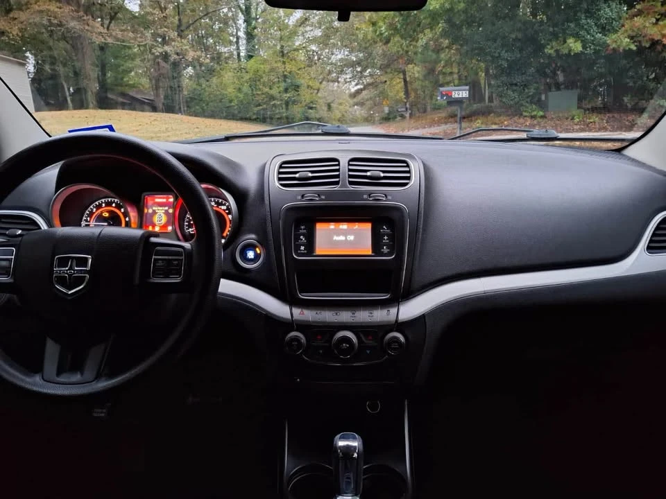 2012 Dodge Journey - Image 10 of 16