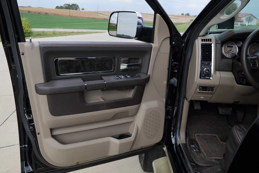 2012 Dodge Ram - Image 25 of 31