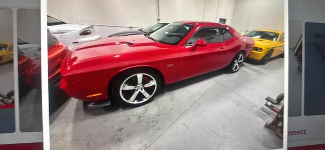 2012 Dodge SRT-8 Manual