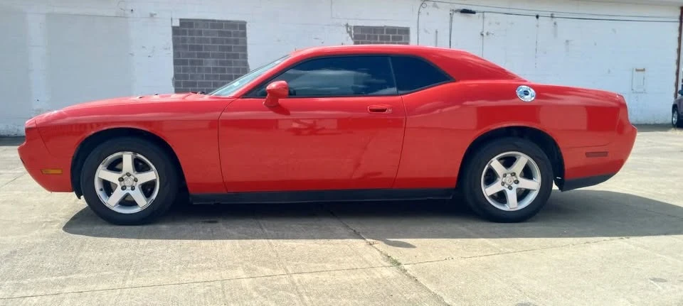 2012 Dodge Avenger Sedan - Image 3 of 8