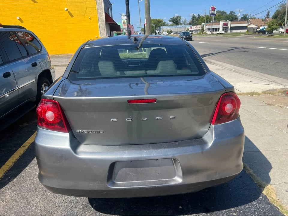 2012 Dodge Avenger Sedan - Image 3 of 6